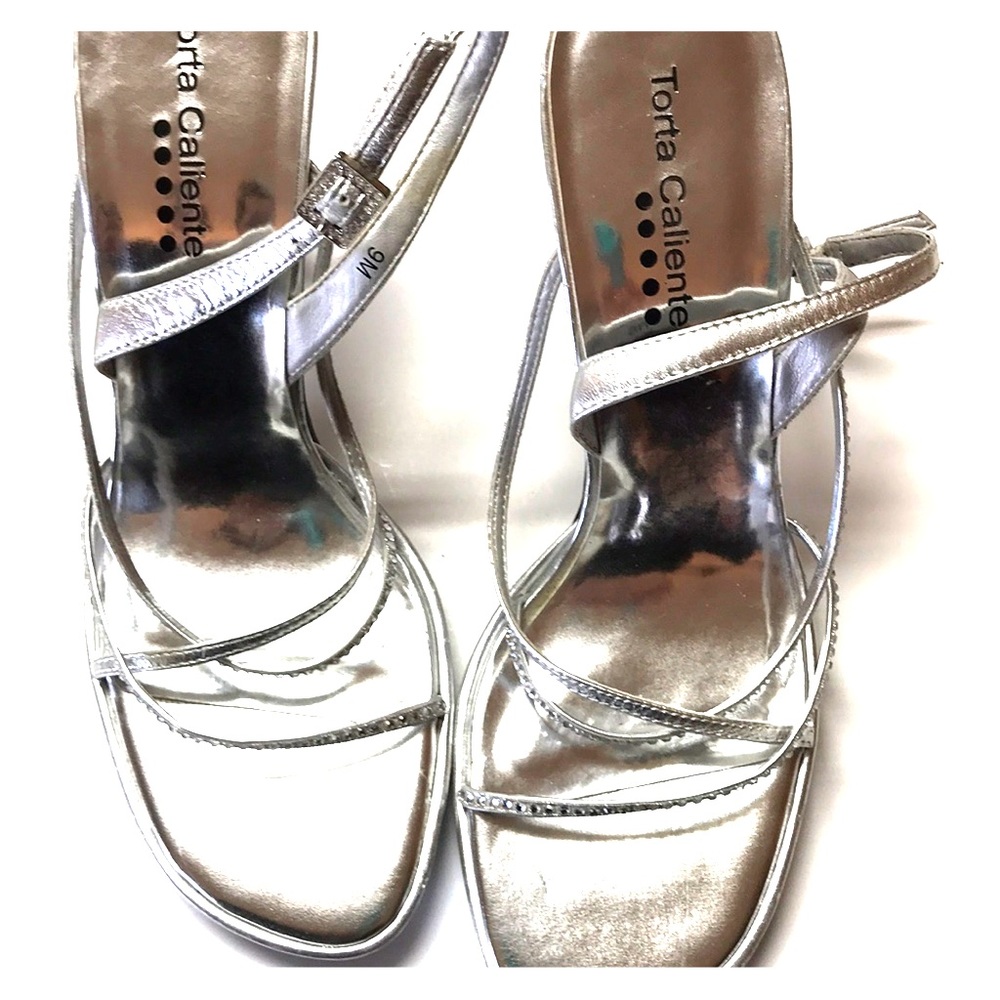 Silver Dress Shoes by Tora Caliente